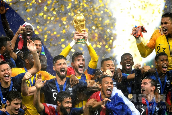 2022歐冠杯冠軍大猜想，法國期待打破衛冕魔咒，四隊充當攔路虎